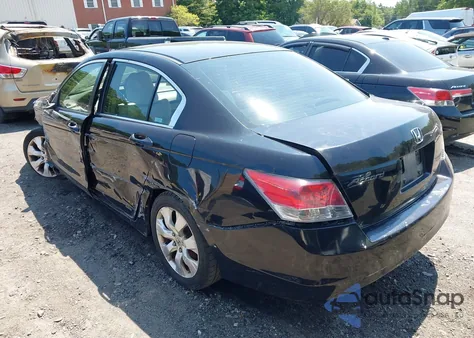 2008 Honda Accord 2.4 Lx z USA, uszkodzony, nr VIN 1HGCP26338A071657